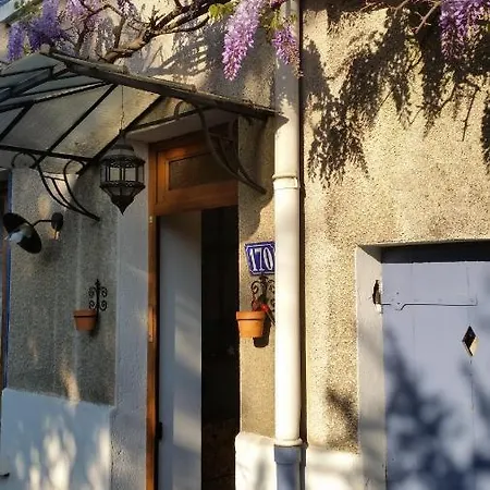 Clos St Joseph